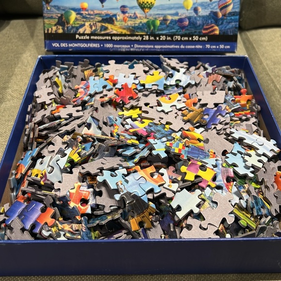 🔴3/$20🔴Balloons in Flight jigsaw puzzle by Peter Pauper Press 1,000 pc - Picture 3 of 5